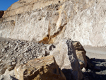 Grupo Mineralógico de Alicante.  Cantera de Áridos Sodira. Busot. Alicante 