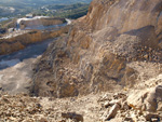 Grupo Mineralógico de Alicante.  Cantera de Áridos Sodira. Busot. Alicante 