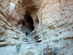 Afloramiento de marcasitas, Rambla en finca La Canyaeta Blanca, Agost, Alicante