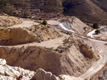 Grupo Mineralógico de Alicante.  Cantera de Áridos Sodira. Busot. Alicante 