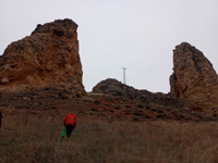 Grupo Mineralógico de Alicante. Afloramiento de Aragonito. Arbujuelos. Soria