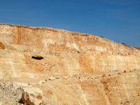 Gravera del Barquero. Enguera. Valencia. Calcita