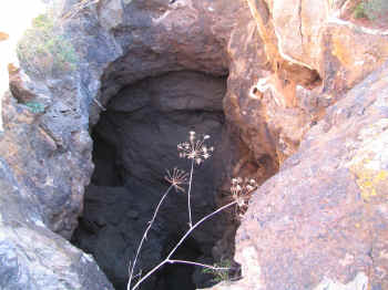 Una bocamina en lo alto de la sierra