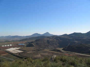 Cantera de los blancos desde lo alto del cerro san Gines