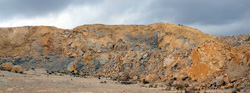 Grupo Mineralógico de Alicante.Cantera de áridos El Cabra. San Vicente del Raspeig. Alicante