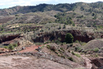 Grupo Mineralógico de Alicante. Ópalo Menilito. Embalse de Camarillas. Hellín. Albacete    