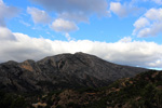 Grupo Mineralógico de Alicante. Explotación de ofitas en la Sierra de Oltra. Calpe.  Alicante   