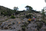 Grupo Mineralógico de Alicante. Explotación de ofitas en la Sierra de Oltra. Calpe.  Alicante   