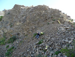 Grupo Mineralógico de Alicante. Explotación de ofitas en la Sierra de Oltra. Calpe.  Alicante  