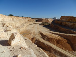 Grupo Mineralógico de Alicante. Explotación de Áridos. Enguera. Comarca Canal de Navarres. Valencia   