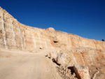 Grupo Mineralógico de Alicante. Explotación de Áridos. Enguera. Comarca Canal de Navarres. Valencia  