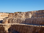 Grupo Mineralógico de Alicante.  Explotación de Áridos. Enguera. Comarca Canal de Navarres. Valencia 